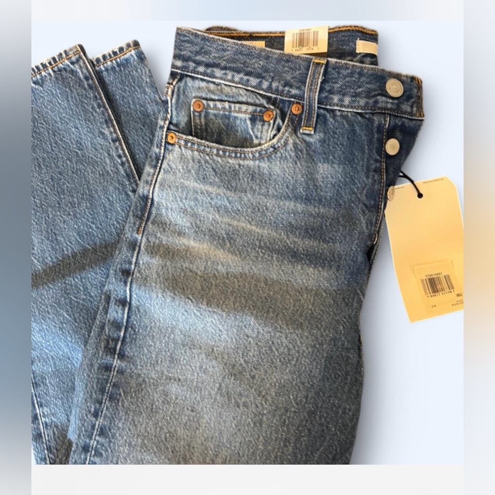 Levi's Blue Straight Leg Women's Jeans - Picture 4 of 4